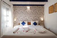 Hibis Beach Resort - Ashwem, Goa