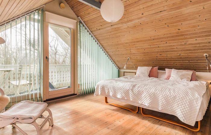 10 person holiday home in Fur-By Traum
