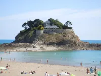Holiday Home in Paramé near Saint-Malo Beaches