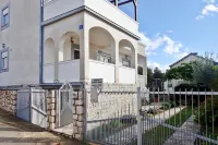 Apartment in Maslenica with Sea View - Hot Springs