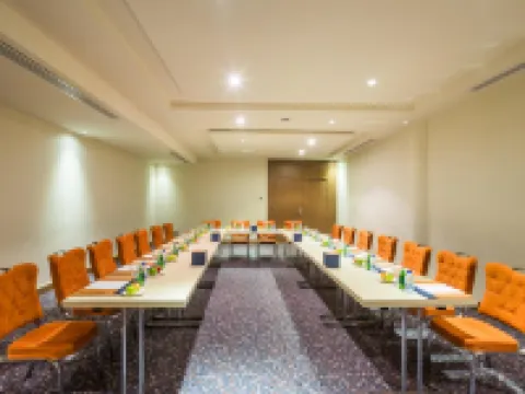 メナ ホテル タブク タブークのホテル