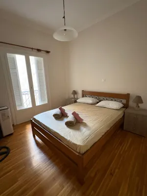 อพาร์ตเมนต์ โมเดิร์น ใน เอเธนส์ เซ็นเตอร์ โรงแรมใน