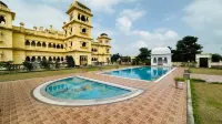 Rajgadhh Palace Resort - 3-Star