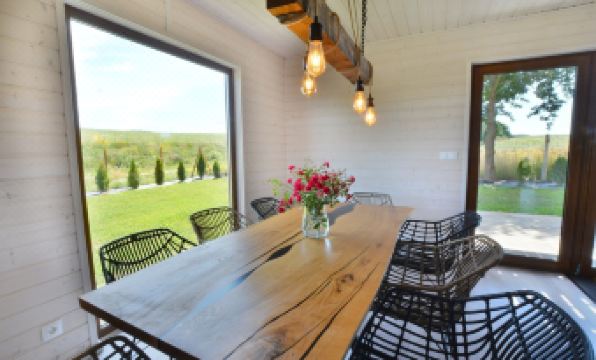 Comfortable Holiday Home, Sauna Hot Tub Included