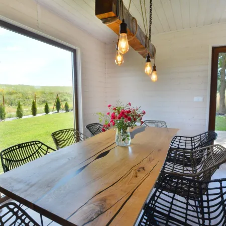 Comfortable Holiday Home, Sauna Hot Tub Included