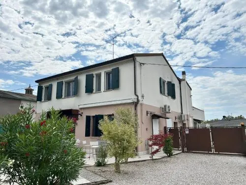 龍卡德迪維尼斯酒店