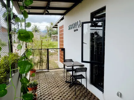 Shakilla House 8A Panorama Syariah Cianjur Отели в г. Чианджур