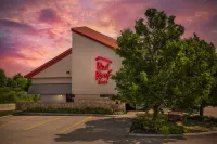 Red Roof Inn Erie - I-90 Hotels in Summit Township