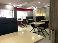Hotel Preethi Palace - Bjergudsigt