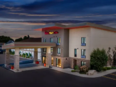 Red Roof Plus+ & Suites Malone Hotels in Malone