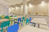 Holiday Inn Express YOPAL by IHG - breakfast