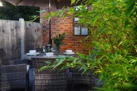 Arthouse Canterbury-Free Secure Parking