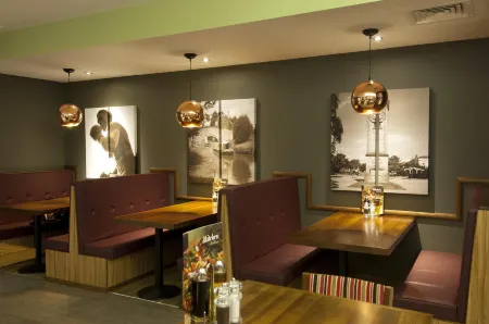 Premier Inn Leamington Spa Town Centre