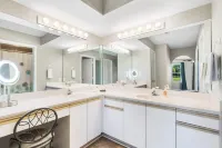 Golf View Escape - Holiday Hills Branson - Golf - Outdoor Pools