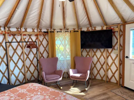 Mountain Aire Cottages, Inn, & Glamping Отели в г. Рабун Гэп