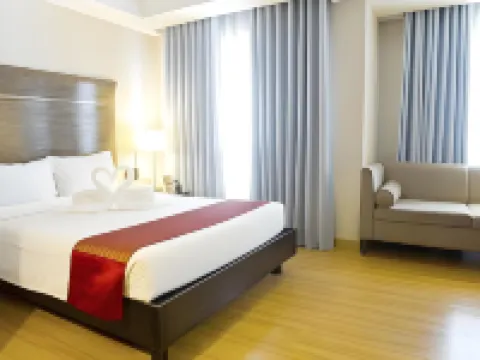 Lancaster Hotel Manila