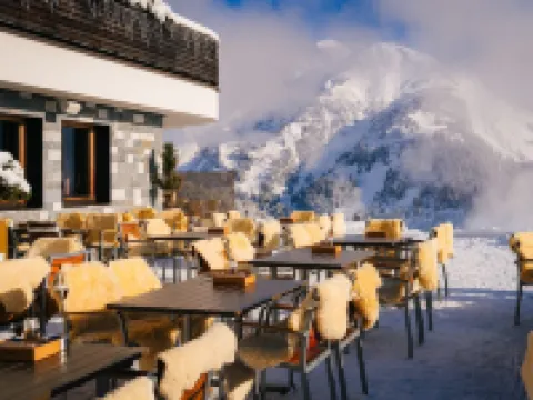 골데네르 베르크 블루덴츠 호텔