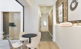 Arte Suites by Olala Homes