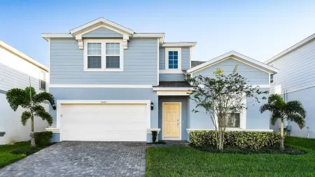 Comfort & Luxury Near Orlando Attractions