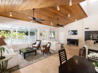 Dolphin Point Villas Hotele w: Key Largo