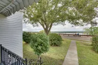 Charming Cottage w/ Mississippi River Views! - 3-Star