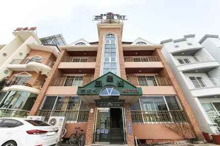 Naksan Clover Condotel