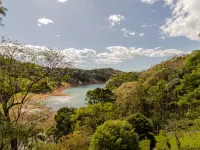 Casa de Campo na Represa de Igarat Com Piscina Hotels in Jacareí