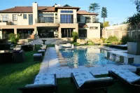 Africa Paradise - or Tambo Airport Boutique Hotel Hotels in Benoni