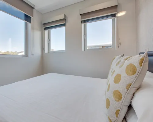 Professional living minutes from the city Hotels in Cremorne