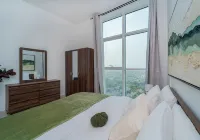 Lux JVT Resort Pools Spa Gym Kids Play Hotel di Pusat Kota Burj Dubai / Business Bay