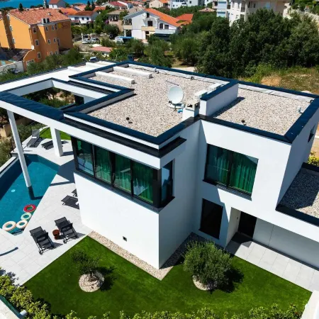 Luxury villa 45 with infinity pool