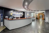 Amaks City Hotel