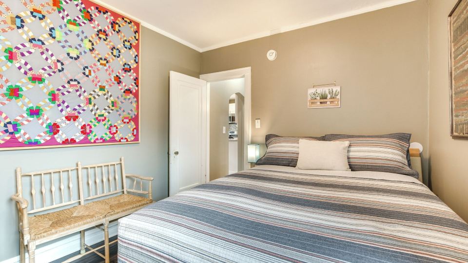 Pet-Friendly Family Apartment - Near NU Campus!