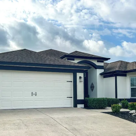 Private Lanai & Pool Access: Home in the Villages!