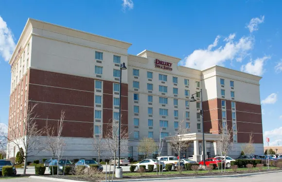 哥倫布-格洛佛城德魯裏套房酒店