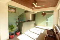 Hotel New Mamta by Sunshin Hoteliers 350 Metres from Nakki Lake Hotels in Mount Abu