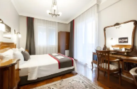 Queen Seagull Boutique Hotel