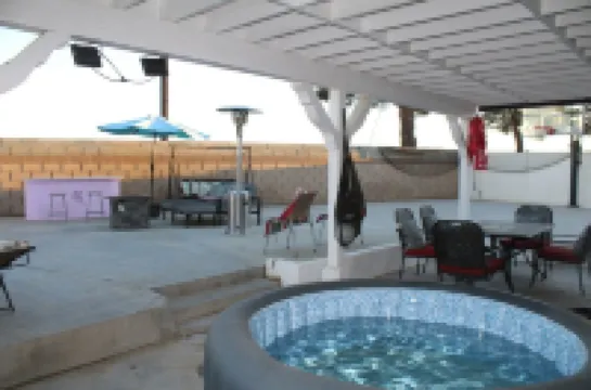 Spacious Home w/ Backyard Basketball + Laundry