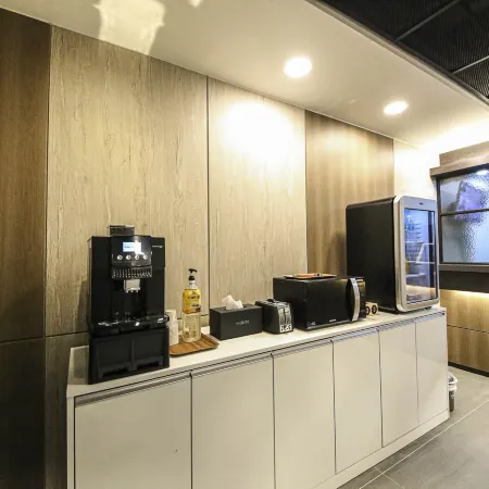 Daejeon Yongjeon Hotel Seattle Отели рядом с достопримечательностью «Скайпарк в Тэдоне»