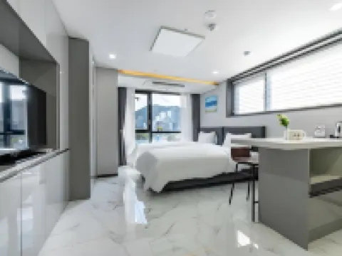 Songjeong Blue Castle Hotel Hotels near Songjeong Beach