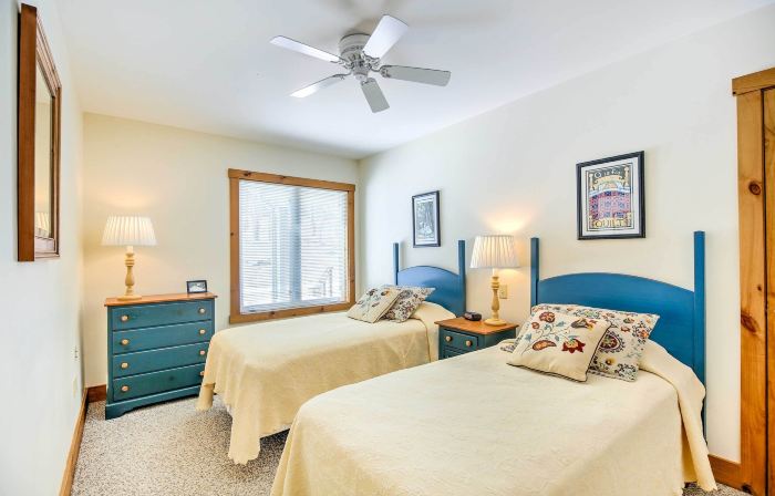 Inviting Ski-in/Ski-Out Condo at Jay Peak Resort!