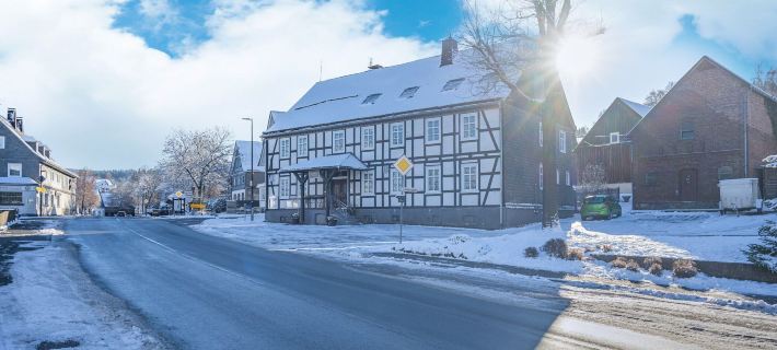 Large Holiday Home Near Winterberg with Garden, Terrace, & Garage Hotels in Вінтерберг