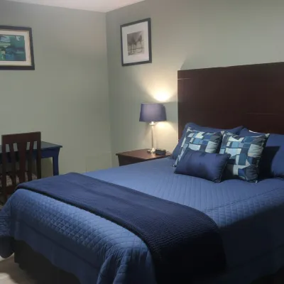 Colonia Motor Hotel Hotels near Painted Dunes Golf Course