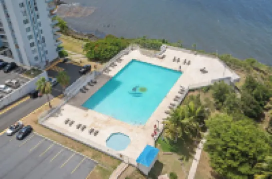 Dos Marinas by Otium