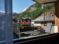 Hotel Ambassador Zermatt - Mountain view