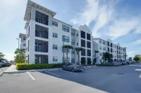 Pool Access! Luxe Condo 7 Mi to Coquina Beach - Condos