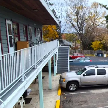 Economy Inn Cadillac MI by Hotel O