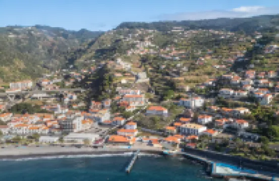 Sunrising Apartment by Atlantic Holiday