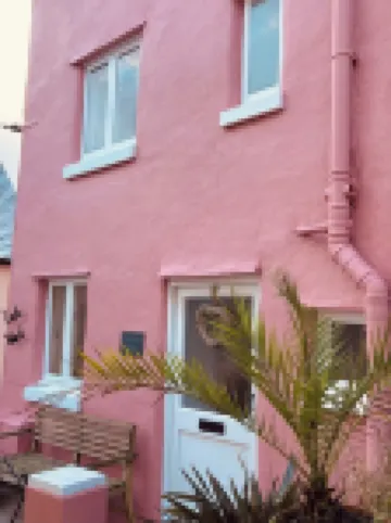 Tradewinds fisherman’s cottage, Brixham, great location with beautiful sea views Hotels in 
