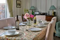 Cottage in Tremadog With Hot Tub & Beaches Nearby - Homestays